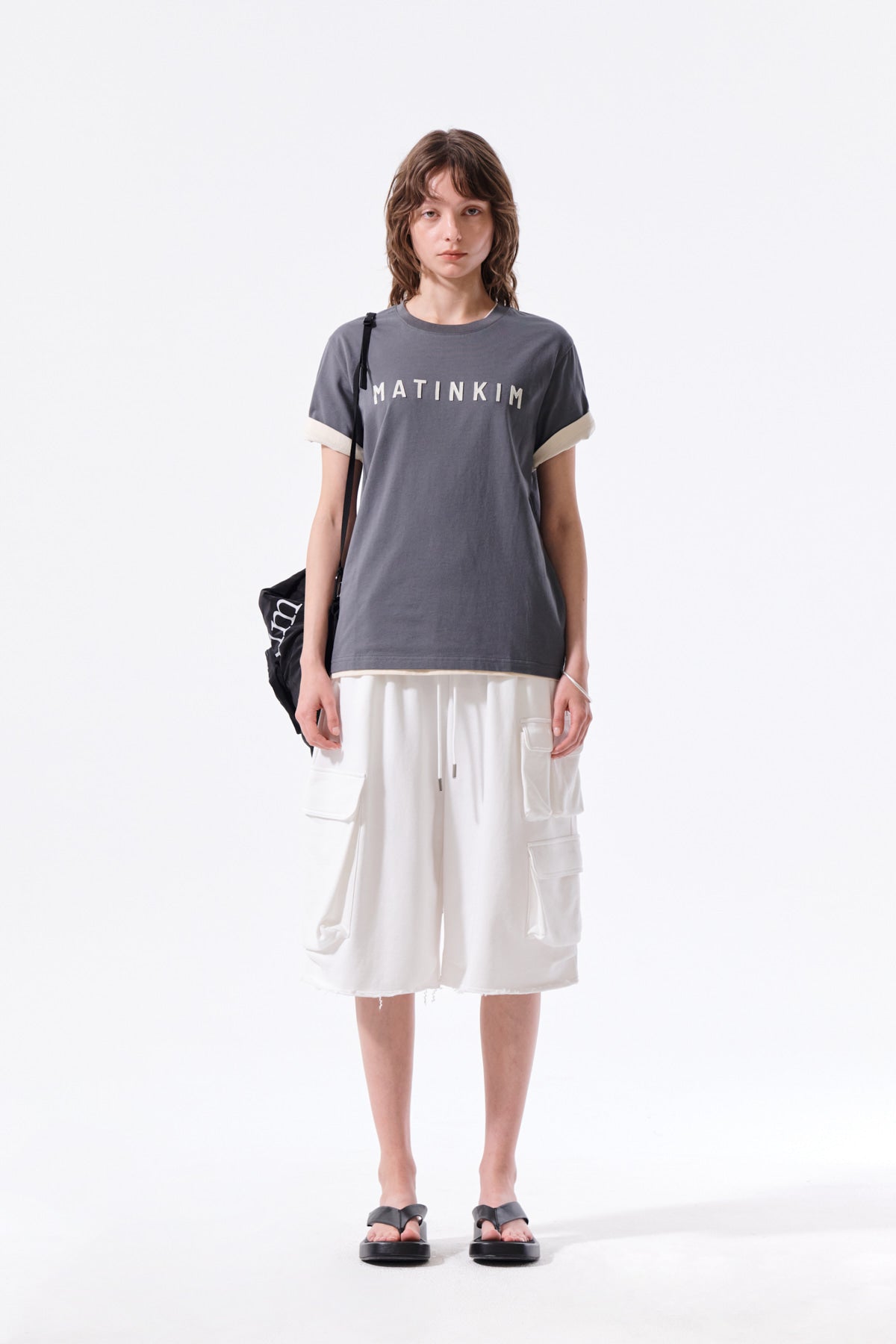matinkim TERRY UTILITY POCKET BERMUDA PANTS IN WHITE