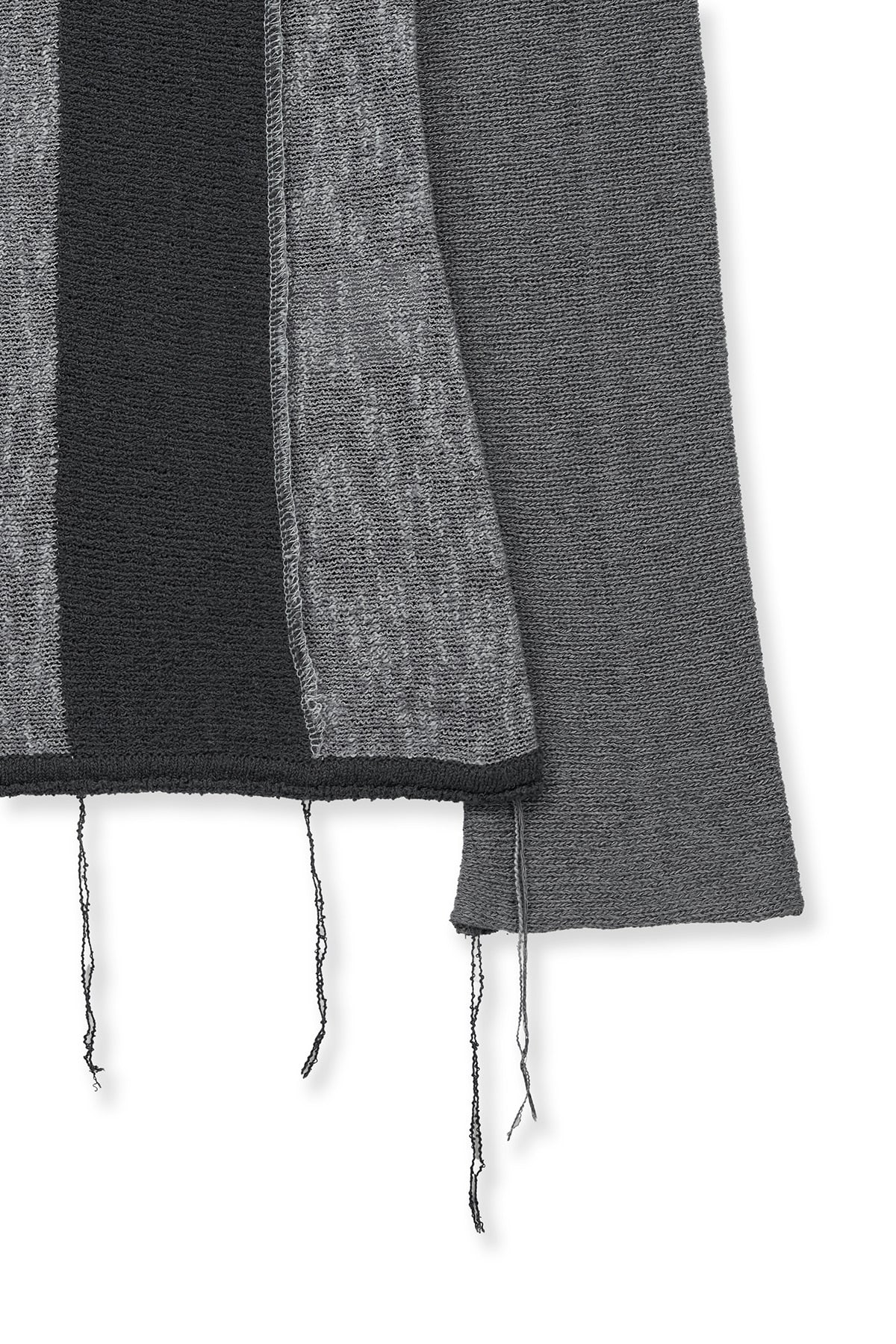 matinkim COLOR BLOCK SLIM KNIT CARDIGAN IN CHARCOAL