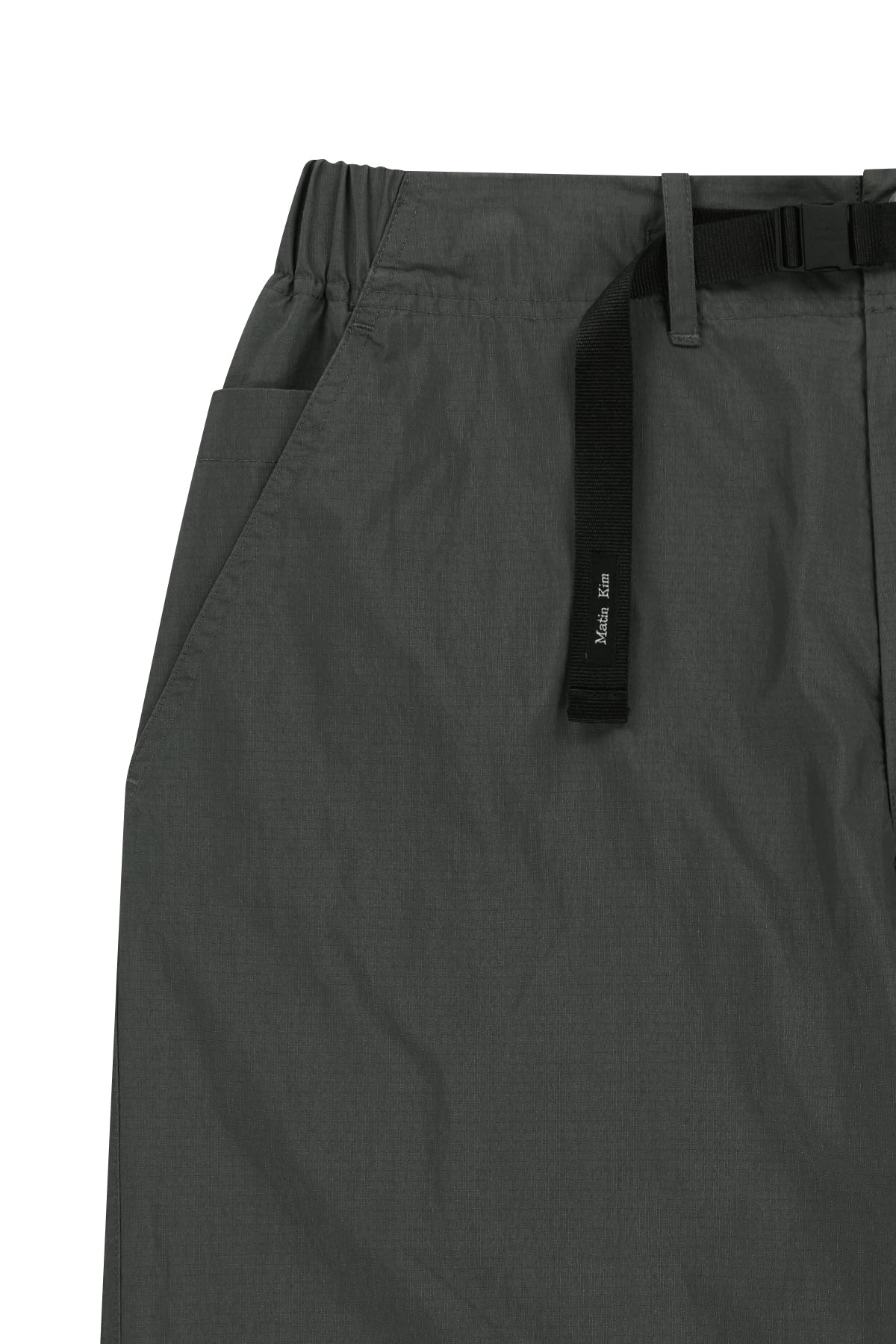 matinkim STRAP BELTED PANTS FOR MEN IN CHARCOAL