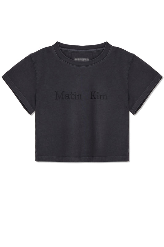 matinkim PIGMENT LOGO CROP TOP IN DARK GREY