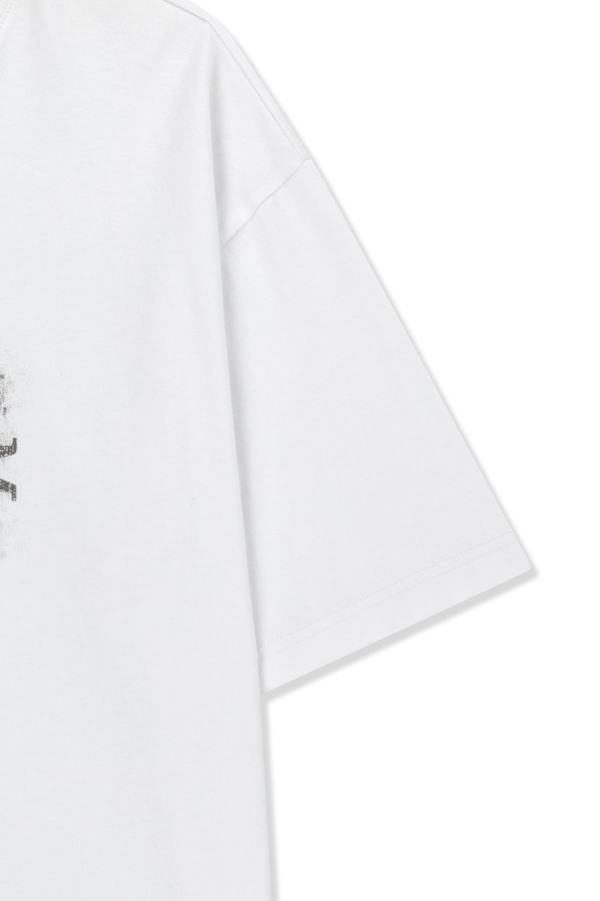 matinkim MATIN KIM CIRCLE LOGO TOP FOR MEN IN WHITE