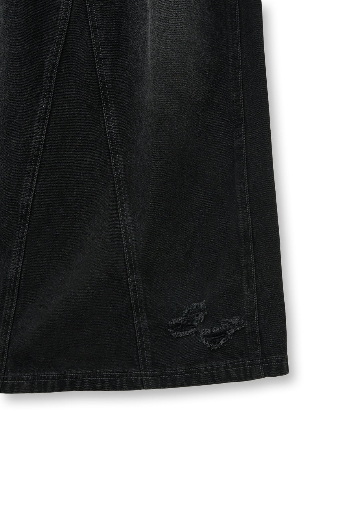 matinkim DAMAGE POINT LONG DENIM SKIRT IN BLACK