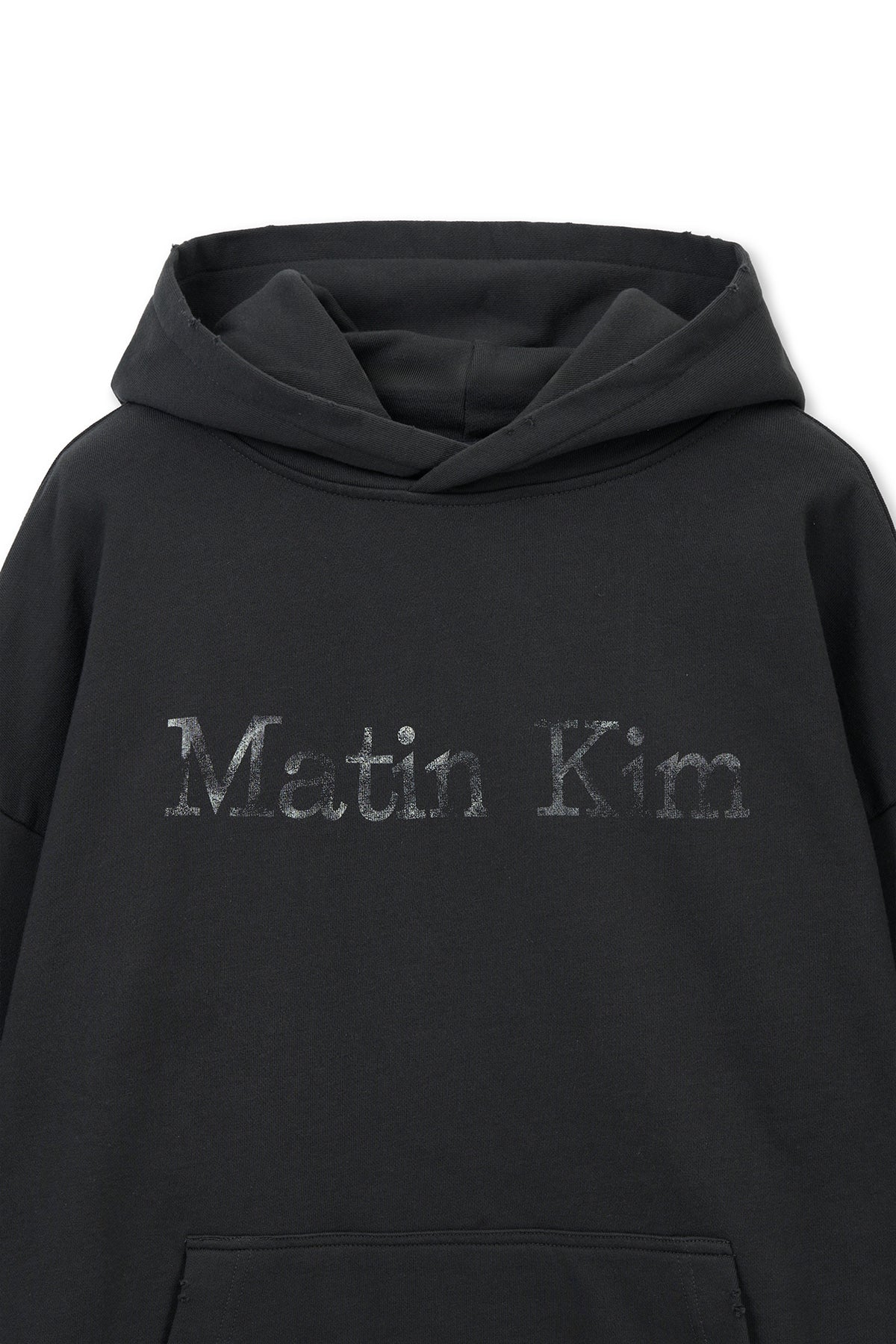 matinkim RAW EDGE HEM SWEAT HOODY IN CHARCOAL
