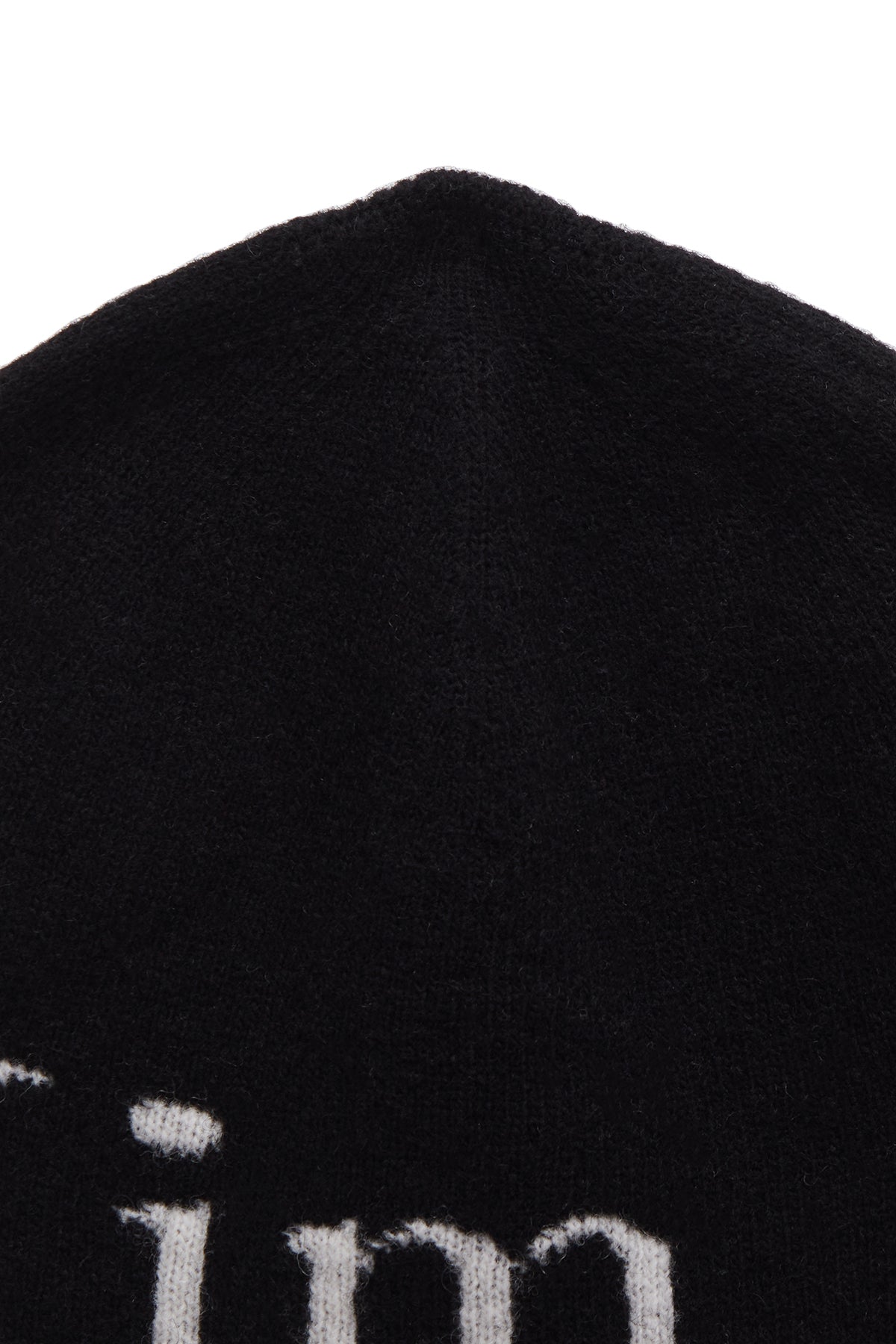 matinkim LOGO JACQUARD SHORT BEANIE IN BLACK