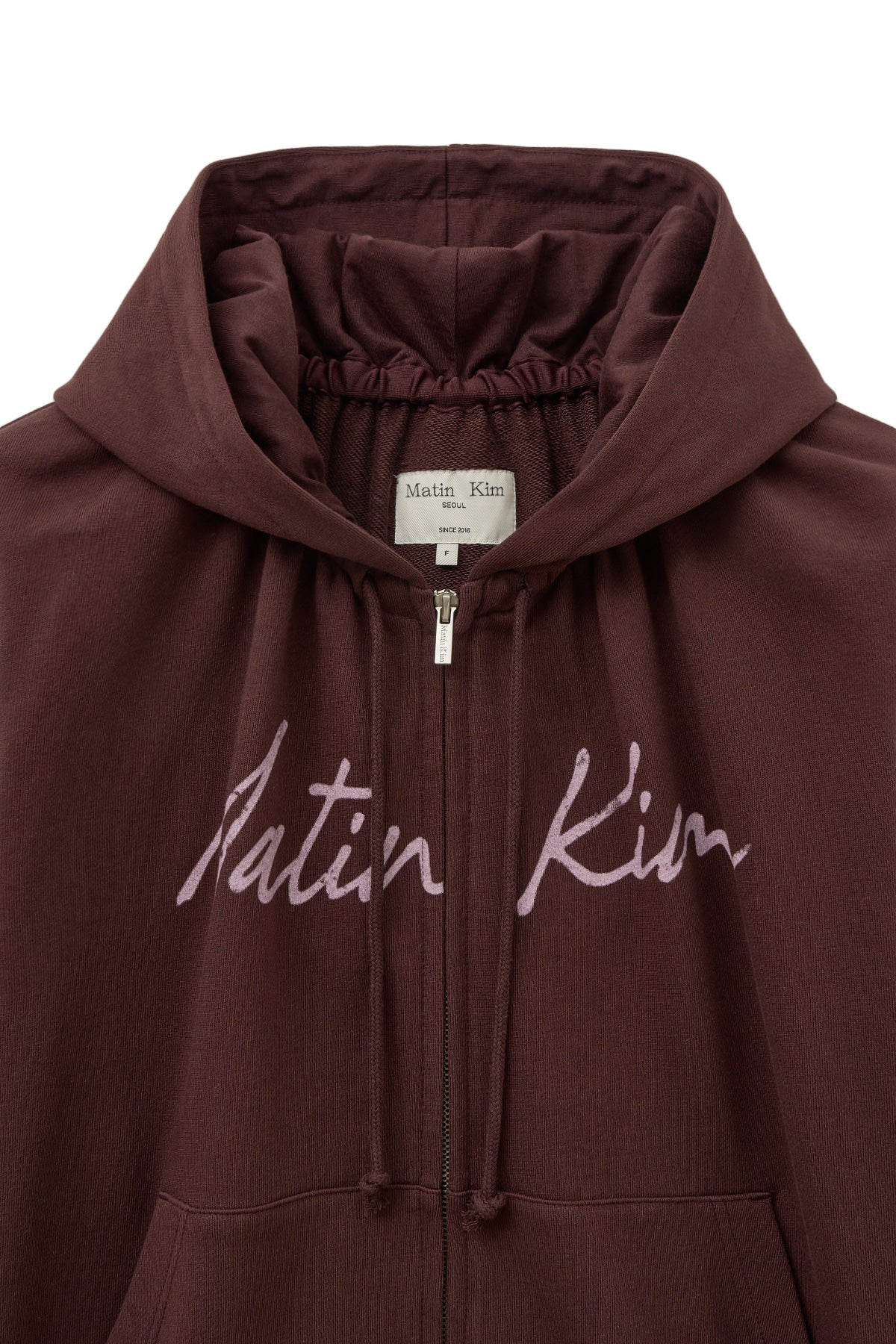matinkim DRAWSTRING POINT ZIP UP HOODY IN BURGUNDY