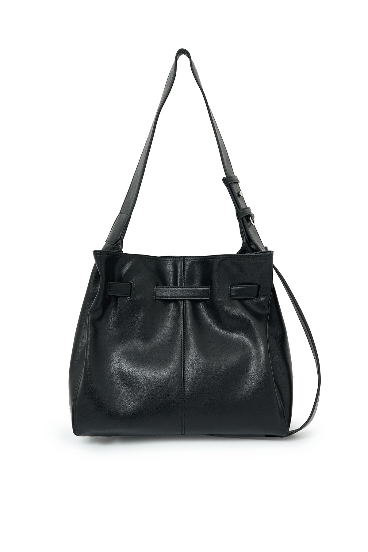 matinkim BELTED VOLUNN MID BUCKET BAG IN BLACK