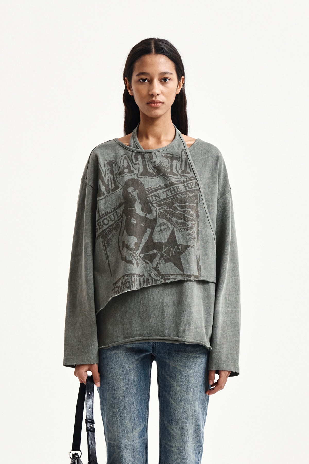 matinkim VINTAGE GRAPHIC LAYERED TOP IN KHAKI