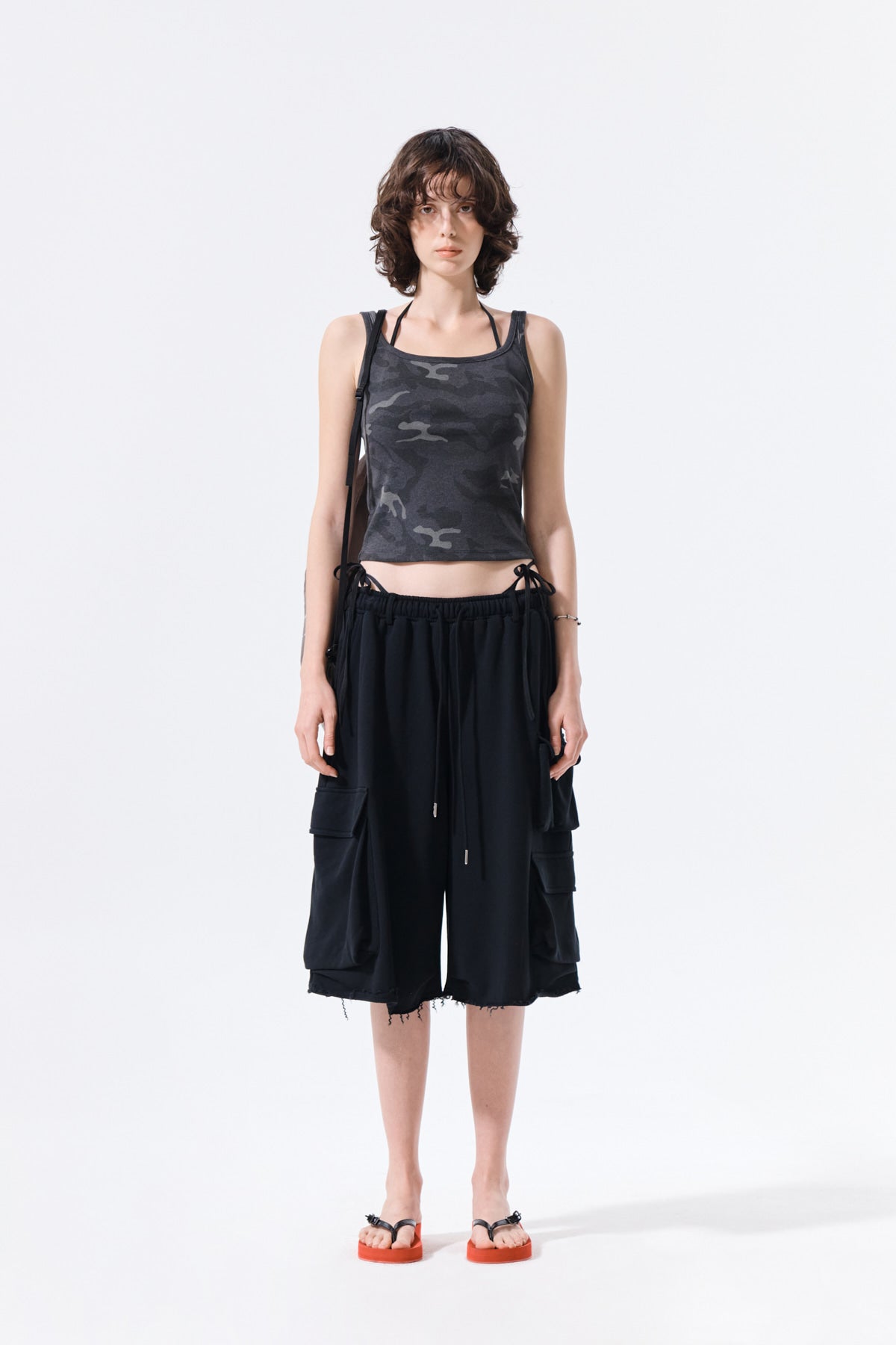 matinkim TERRY UTILITY POCKET BERMUDA PANTS IN BLACK