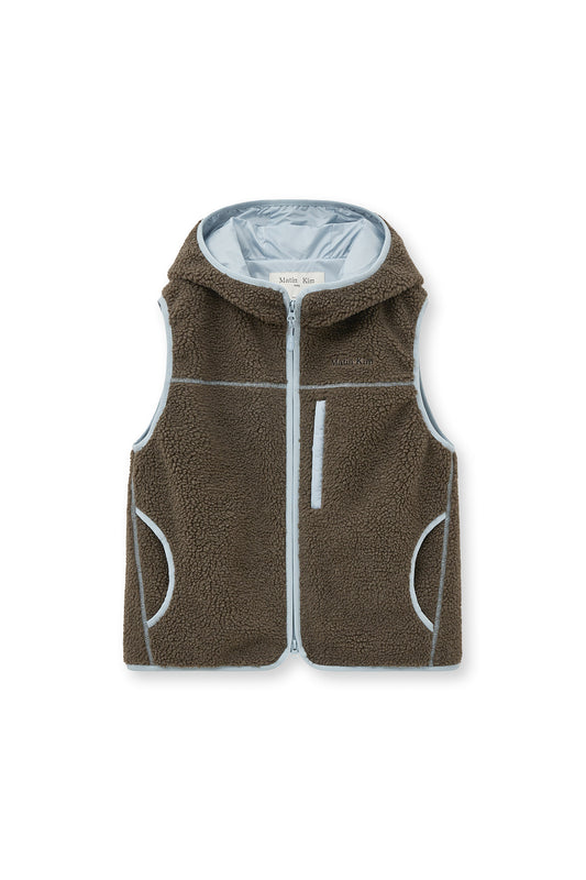 matinkim FLEECE HOODY VEST IN DARK BROWN