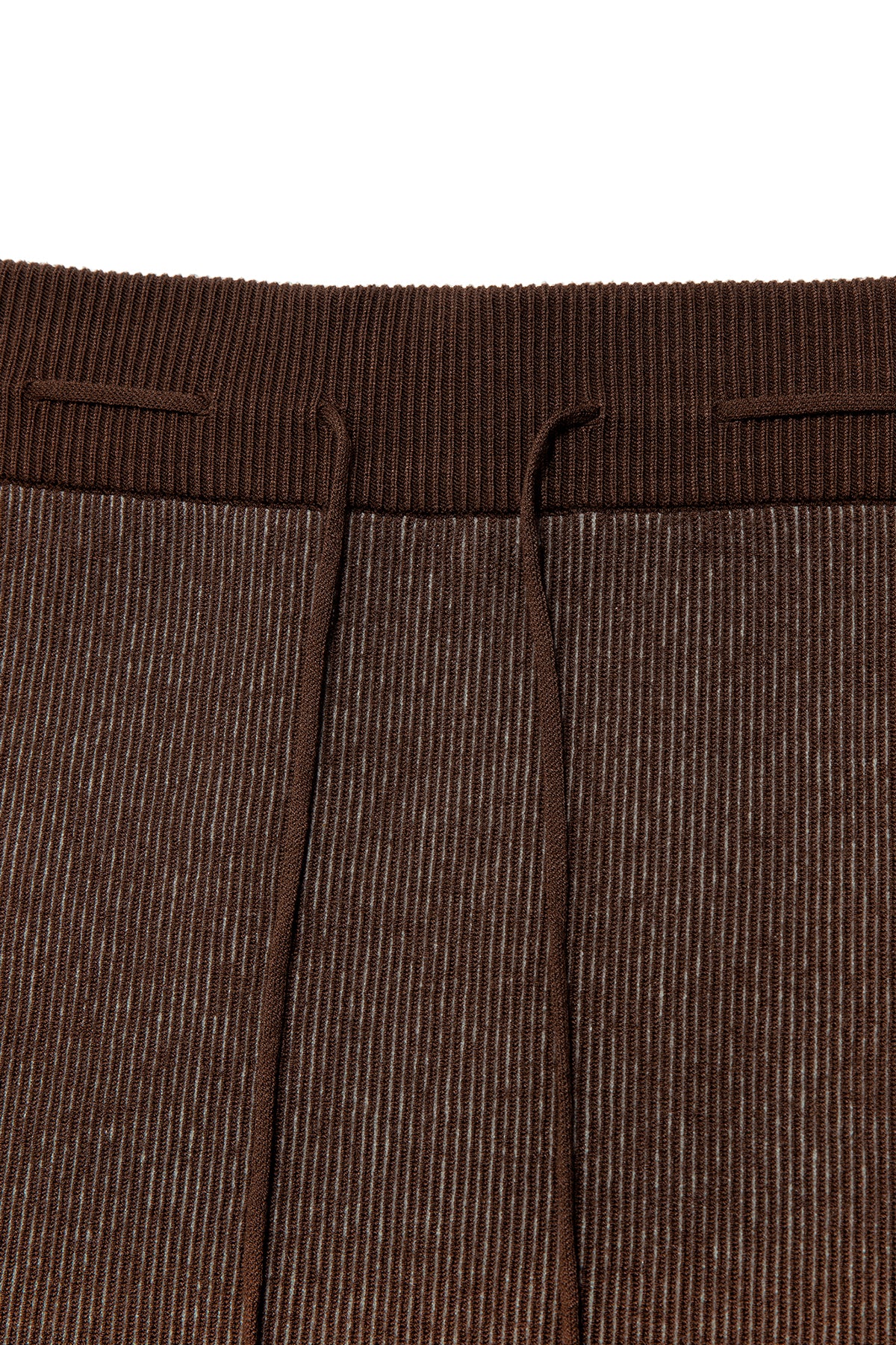 matinkim TWO TONE BANDING KNIT MINI SKIRT IN BROWN