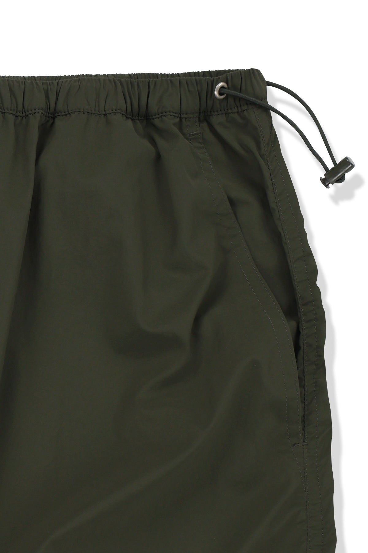 matinkim PATCH POCKET SHIRRING NYLON SKIRT IN KHAKI