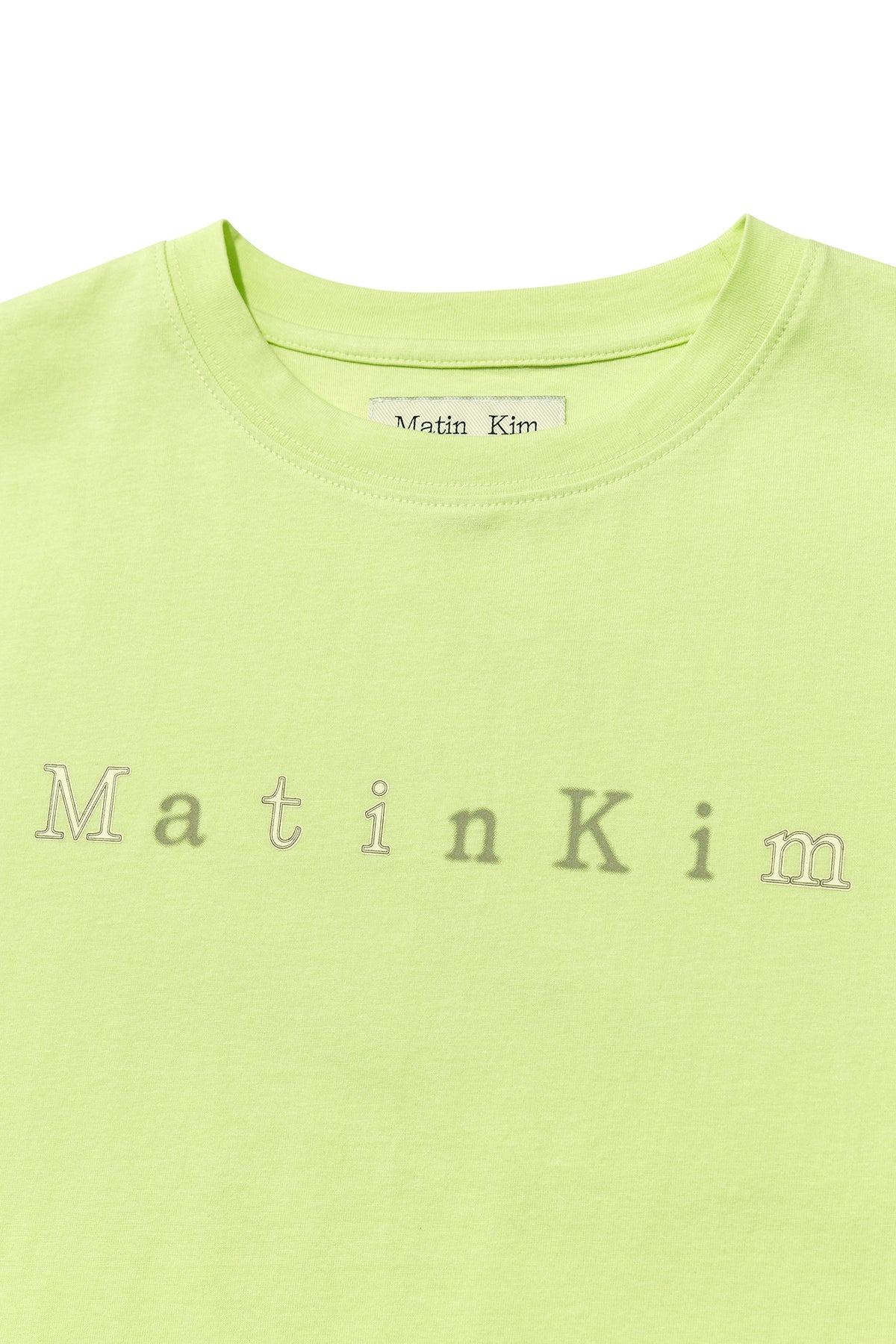 matinkim STICKER GRAPHIC LOGO TOP IN LIME
