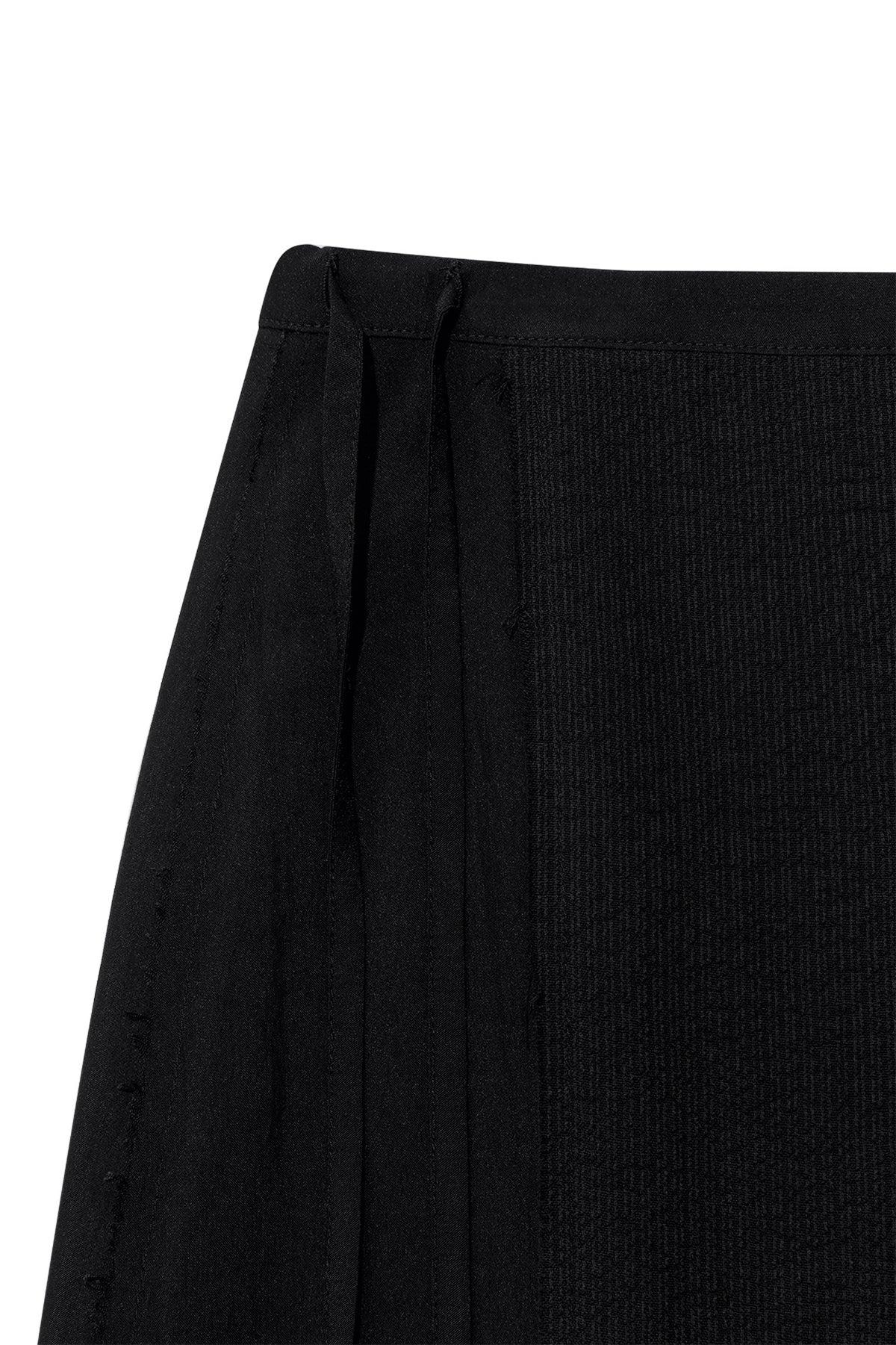 matinkim HOOK AND EYE STRING LONG SKIRT IN BLACK
