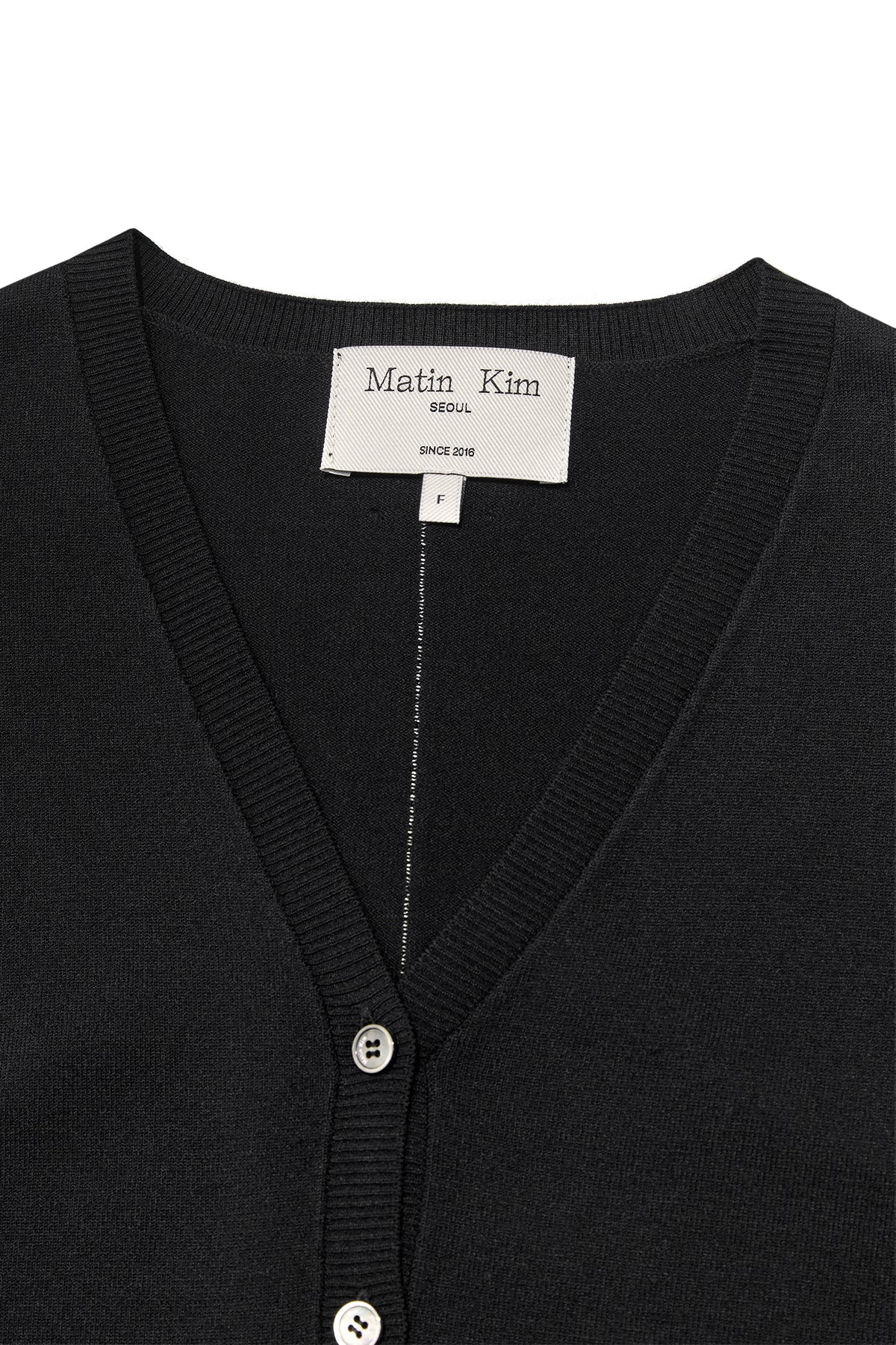 matinkim SLIT DETAIL BUTTON CARDIGAN IN BLACK
