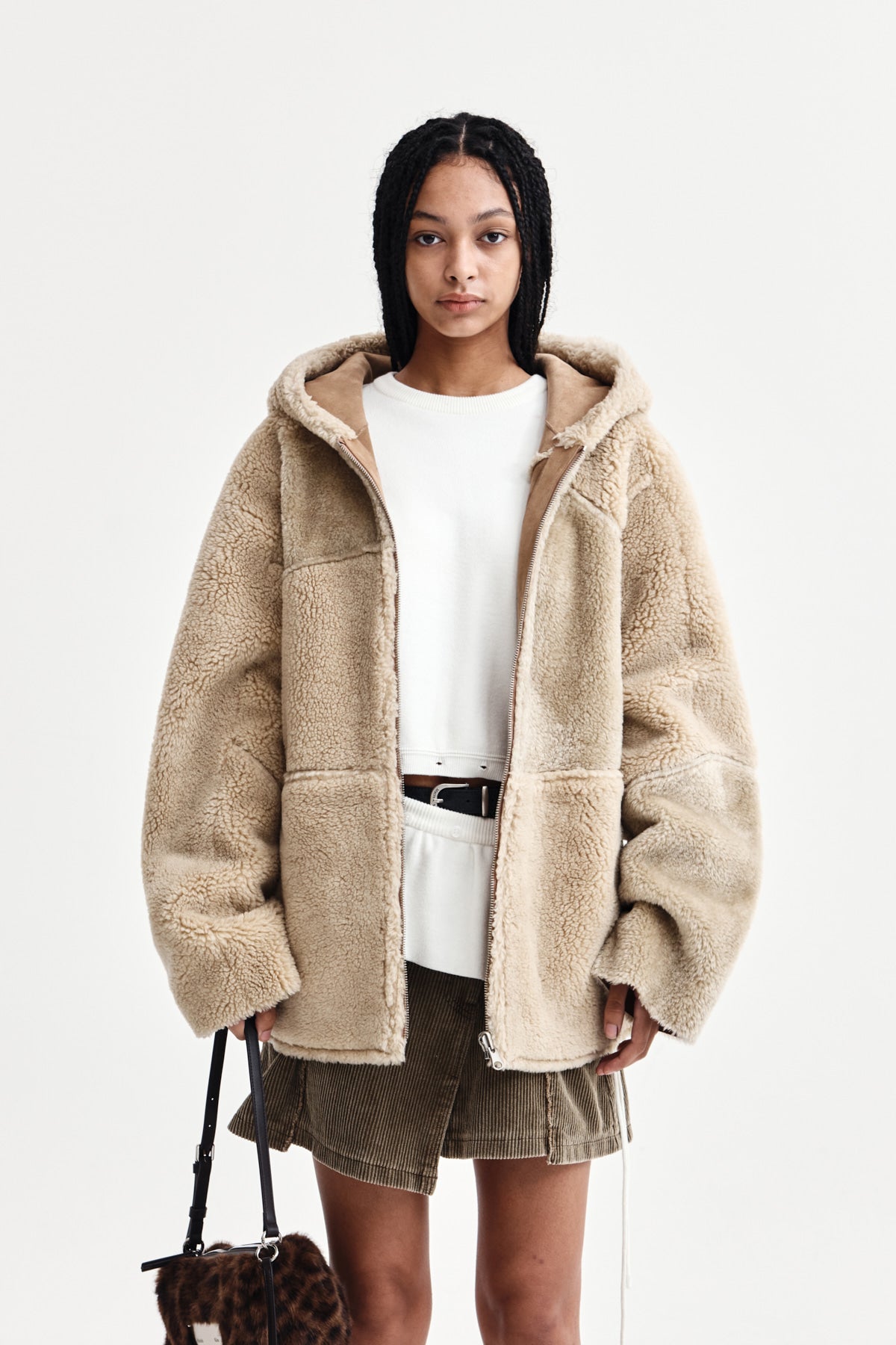 matinkim REVERSIBLE HOODY MUSTANG IN BEIGE