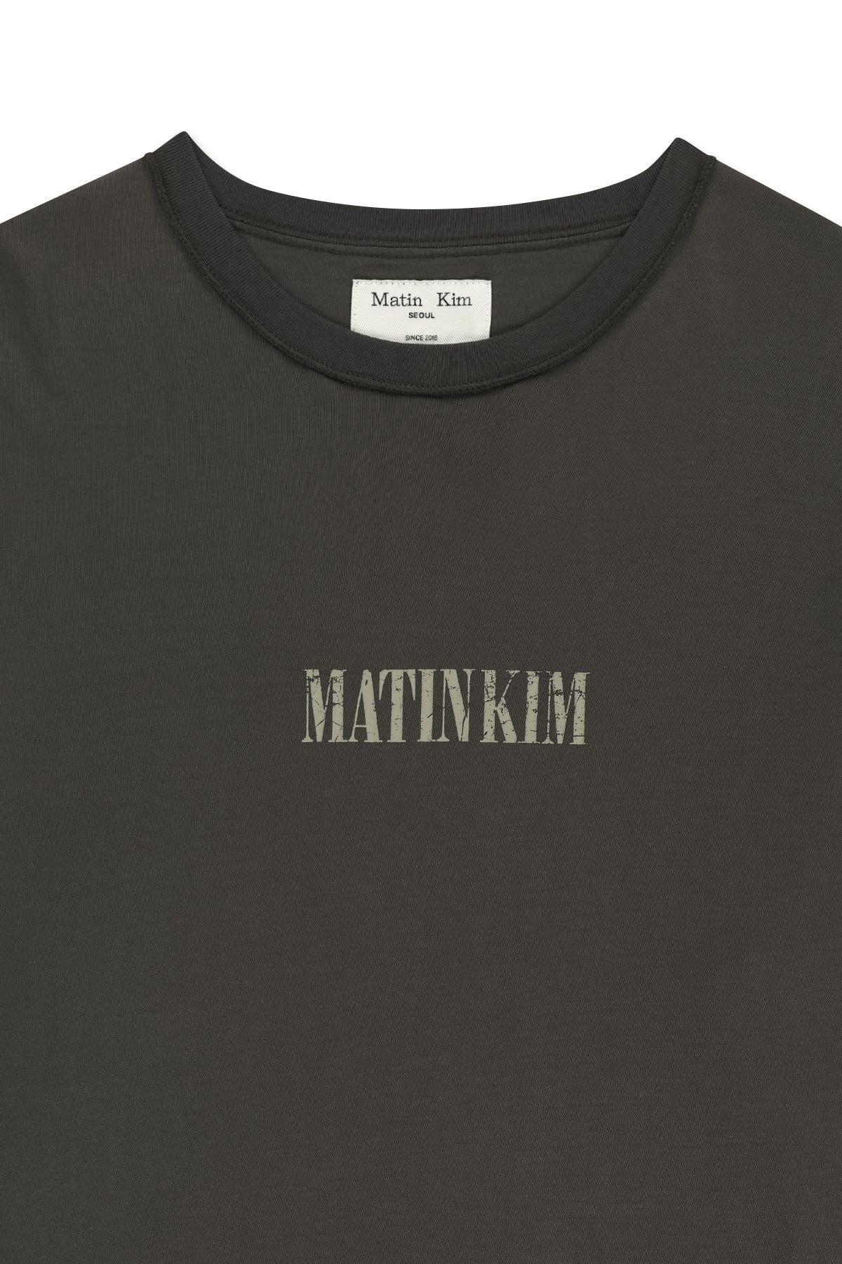 matinkim VINTAGE LETTERING GRAFFITI TOP IN CHARCOAL