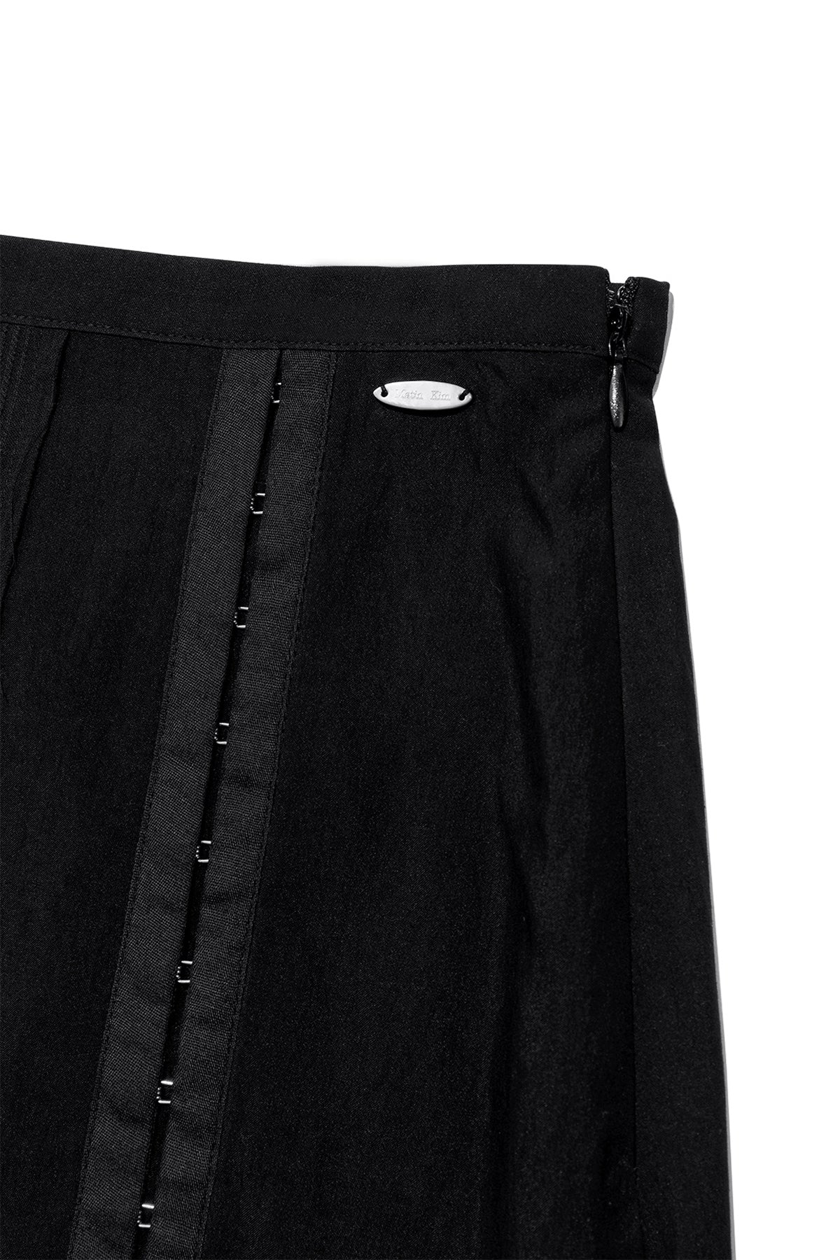 matinkim HOOK AND EYE STRING LONG SKIRT IN BLACK