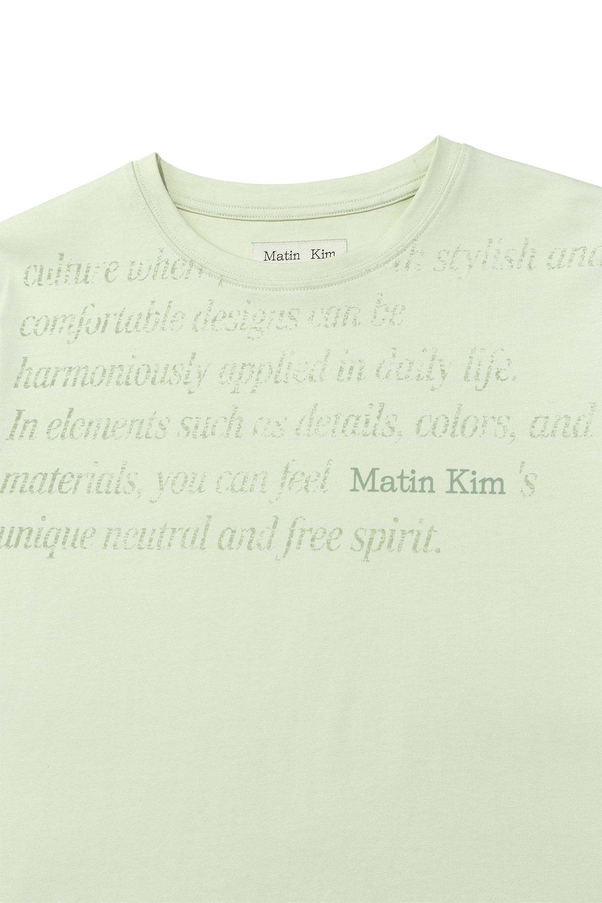 matinkim LOGO POINT LETTERING GRAPHIC TOP IN LIGHT GREEN