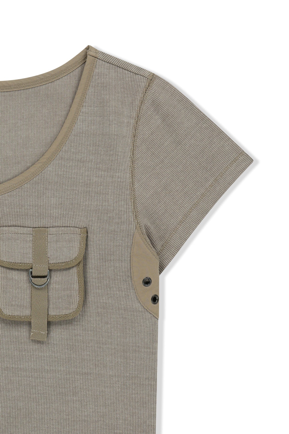 matinkim POCKET POINT SLIM FIT TOP IN BEIGE