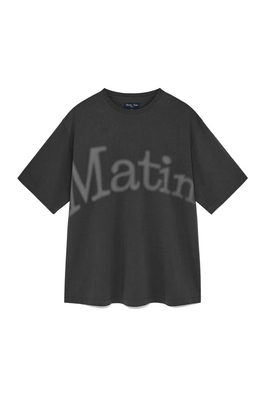 matinkim BIG ARCH LOGO TOP FOR MEN IN CHARCOAL