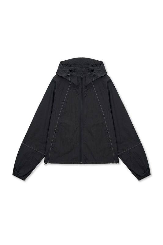 matinkim CROPPED BACK LOGO HOODY WIND BREAKER IN BLACK