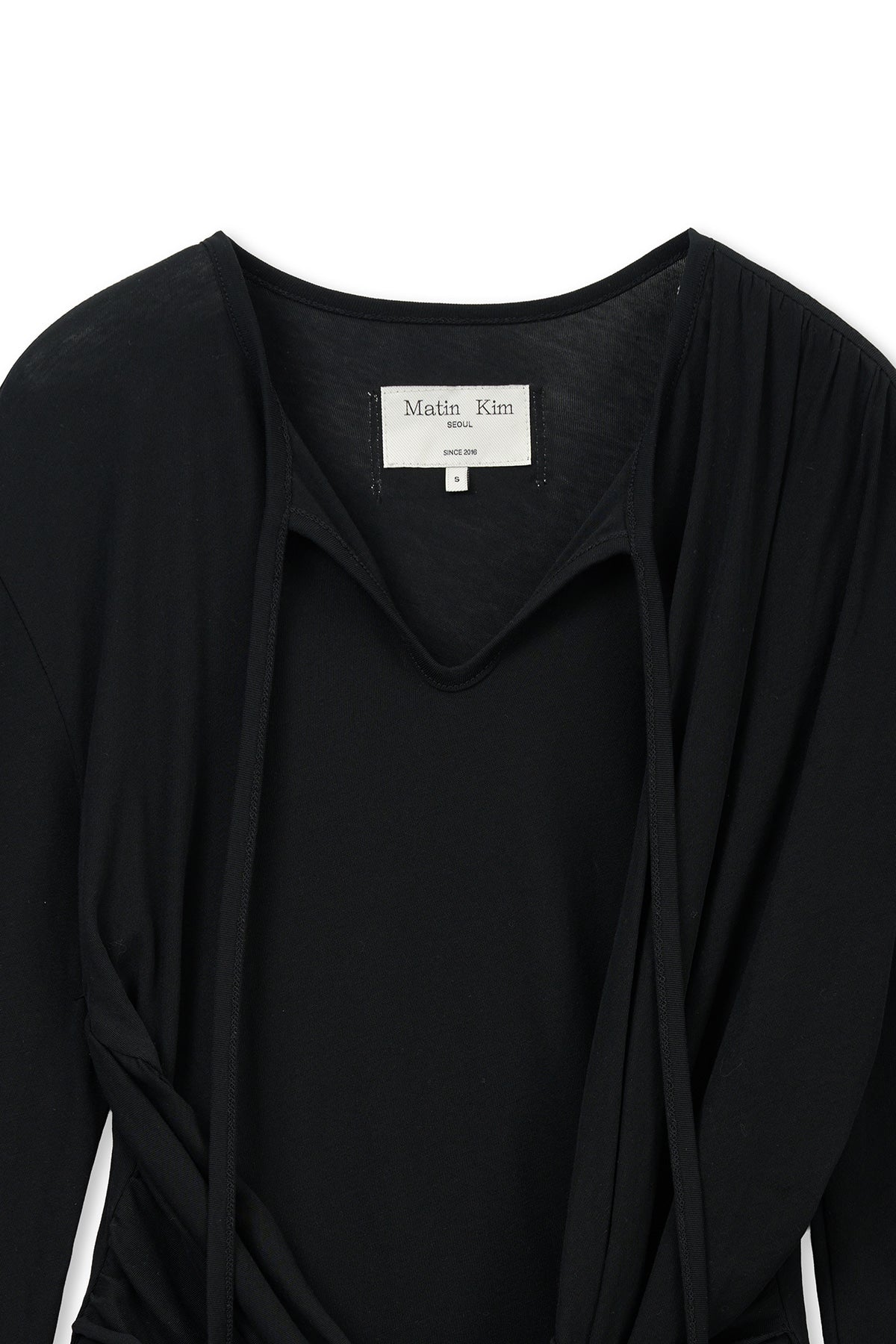 matinkim TIED DRAPERY TOP IN BLACK