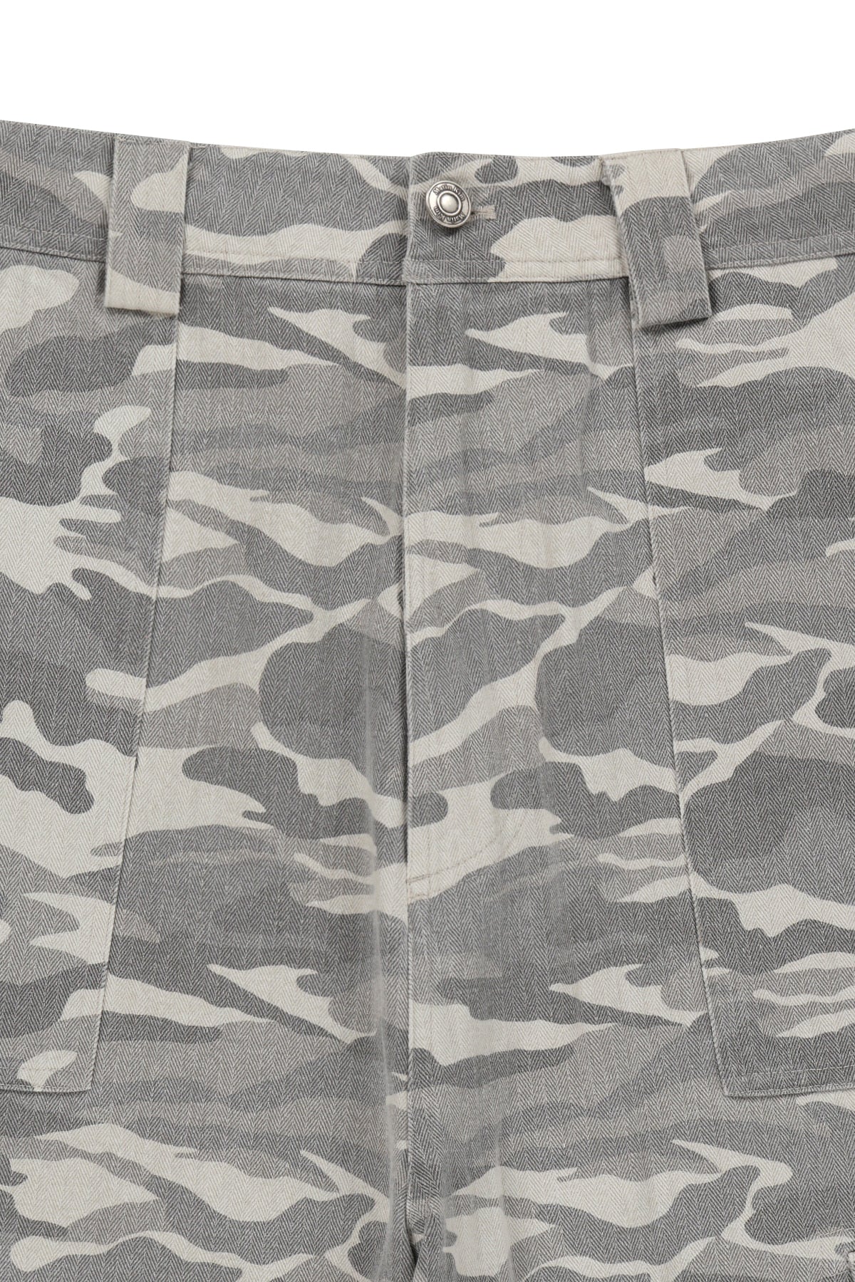 matinkim CAMOUFLAGE CARGO BERMUDA PANTS FOR MEN IN GREY