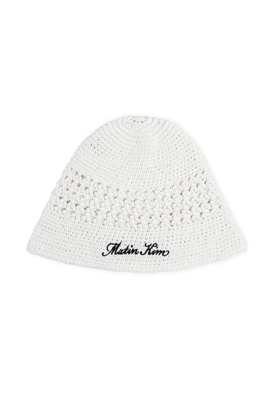 matinkim CROCHET COTTON BUCKET HAT IN WHITE