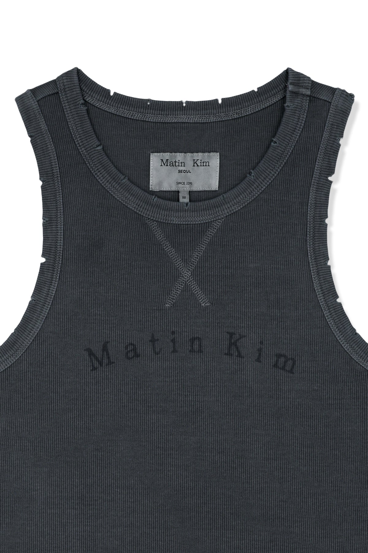 matinkim DISTRESSED SLEEVELESS LOGO TOP IN CHARCOAL