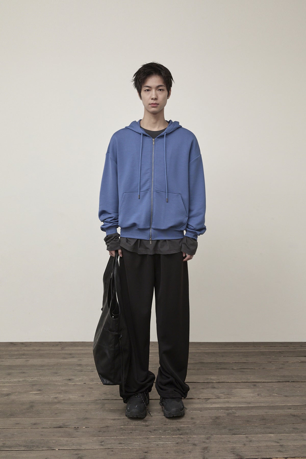 matinkim BACK LOGO GLITTER HOODY ZIP UP FOR MEN IN BLUE